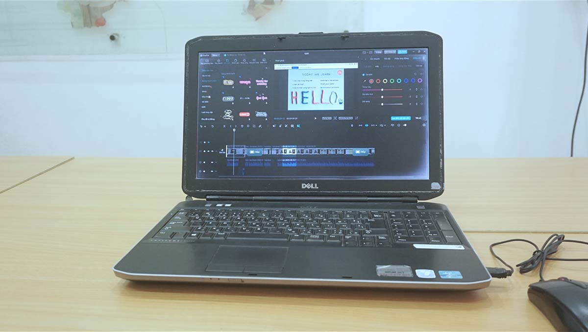 Laptop dùng để edit video trên máy tính cho người mới